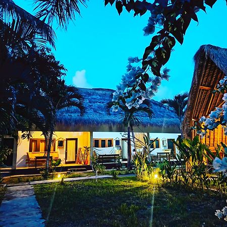Mengalung Bungalow Kuta  Exterior foto
