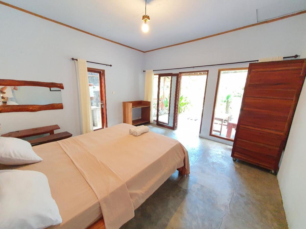Mengalung Bungalow Kuta  Exterior foto