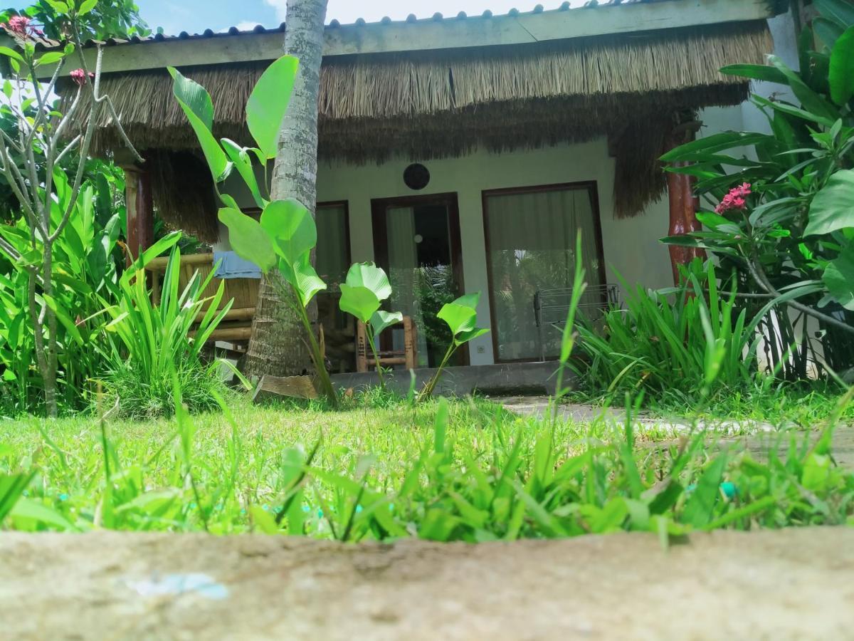 Mengalung Bungalow Kuta  Exterior foto