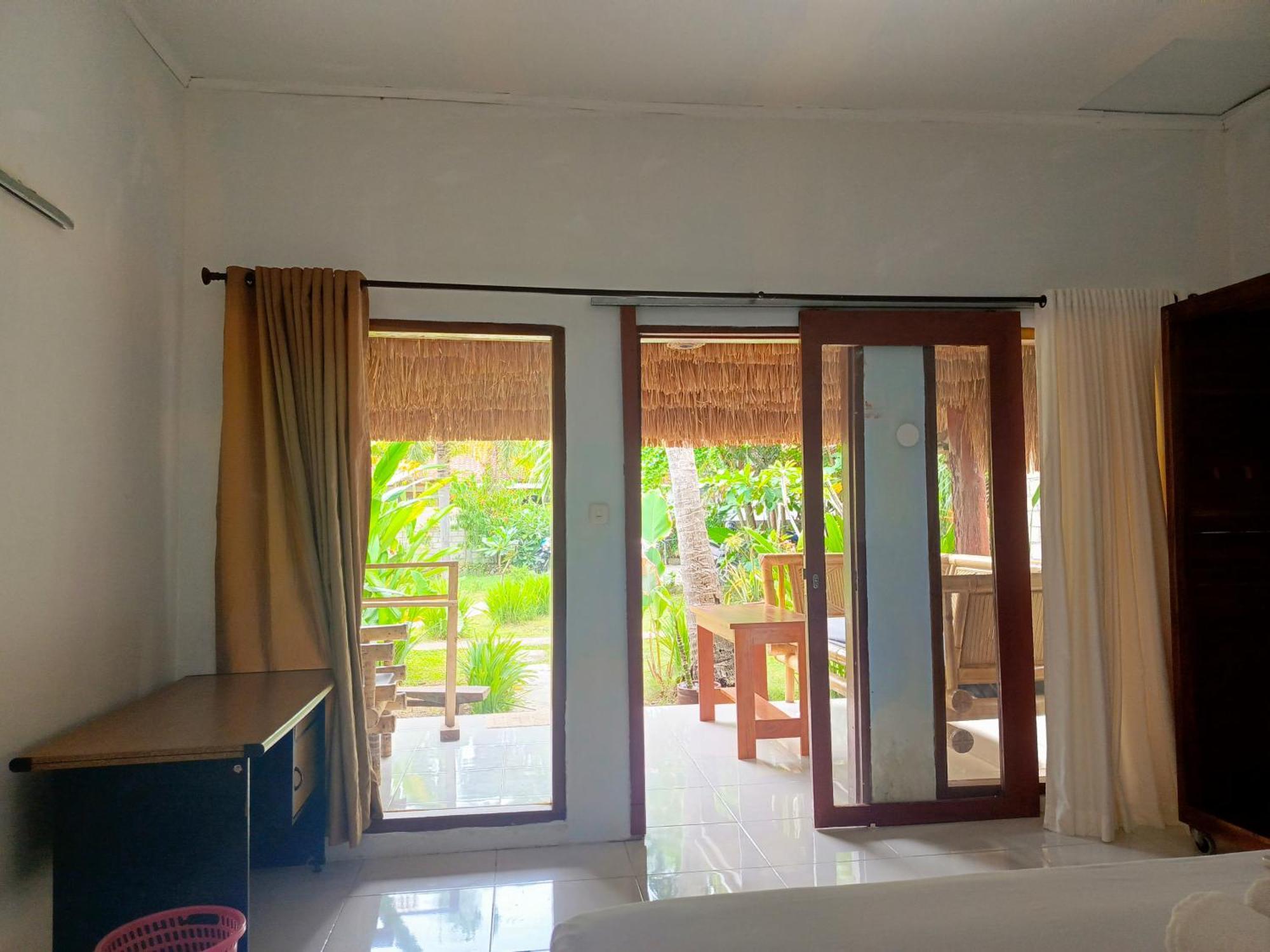 Mengalung Bungalow Kuta  Exterior foto