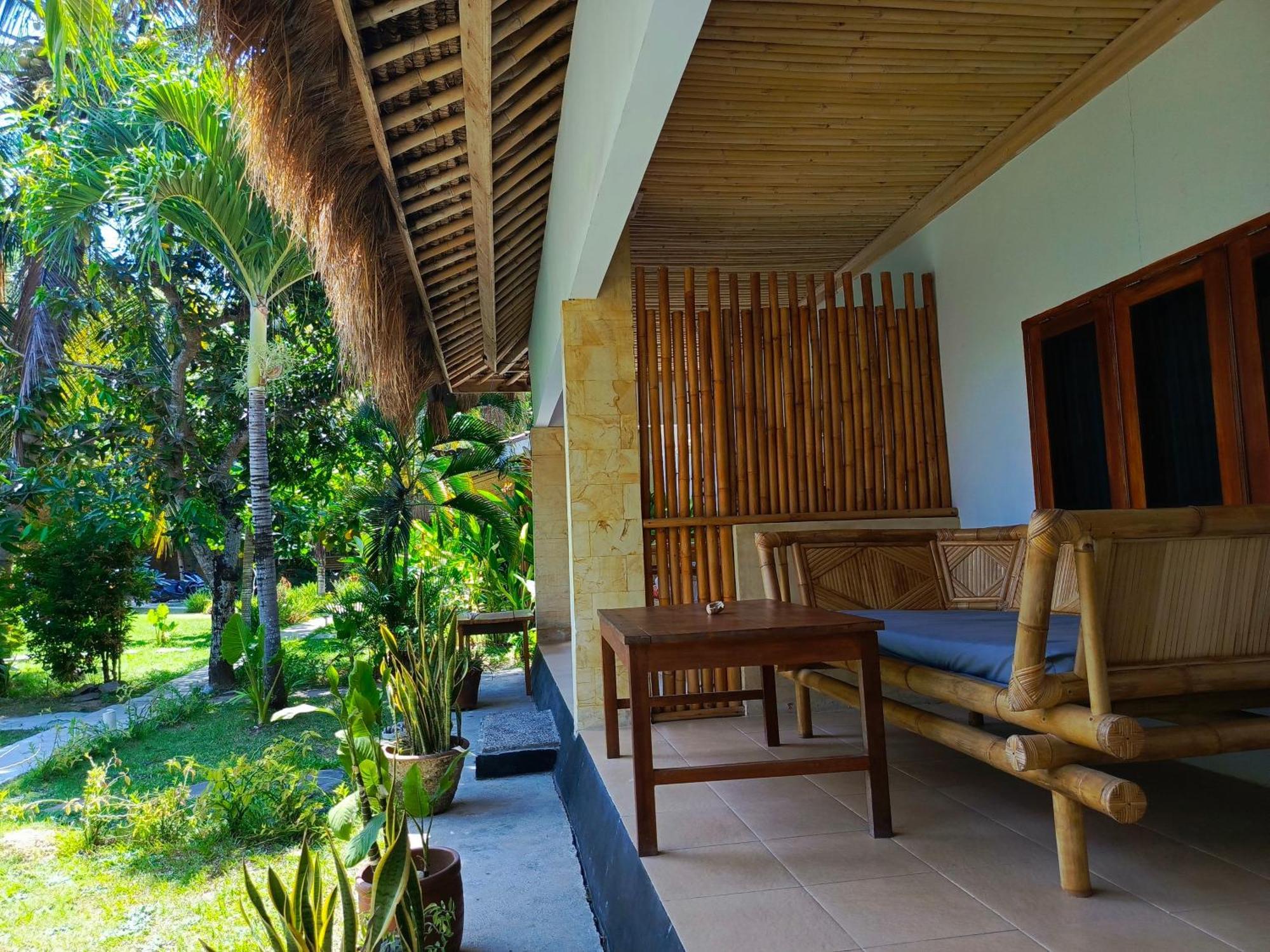 Mengalung Bungalow Kuta  Exterior foto