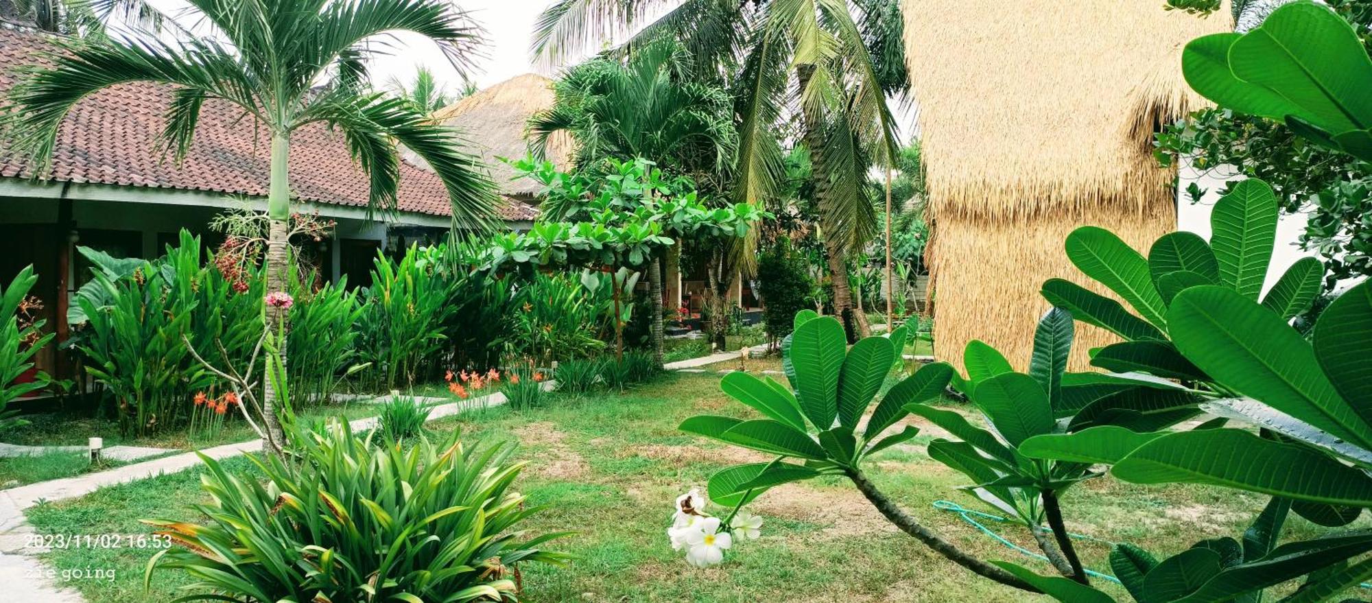 Mengalung Bungalow Kuta  Exterior foto