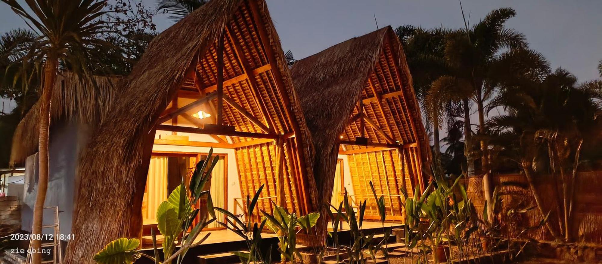 Mengalung Bungalow Kuta  Exterior foto